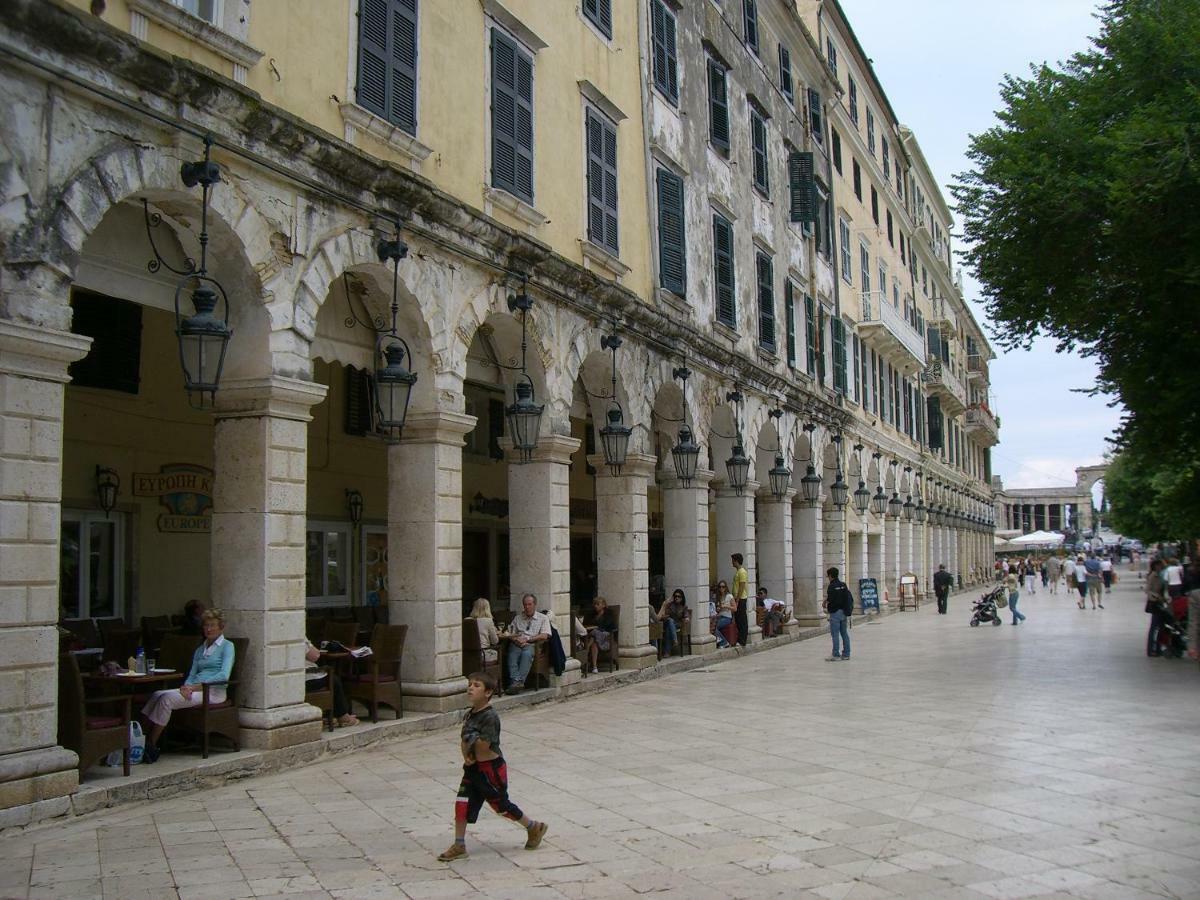 Makrádes Archontiko Kourkoulos מראה חיצוני תמונה